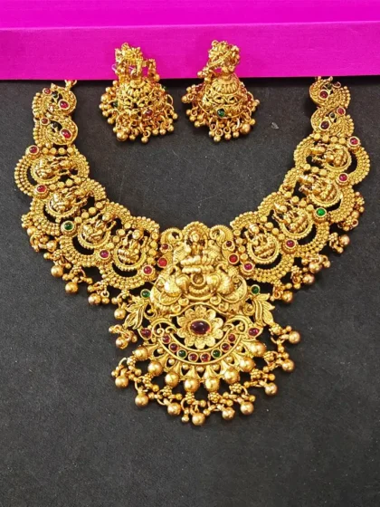 Semi bridal necklace