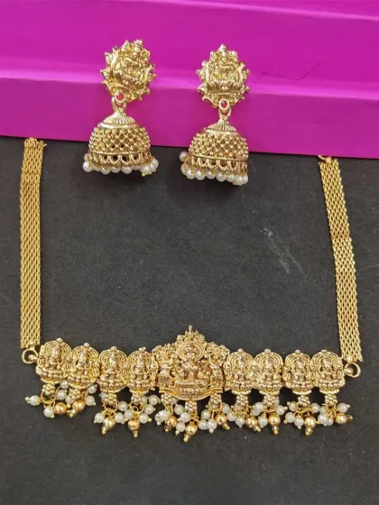 Lakshmi Chokers