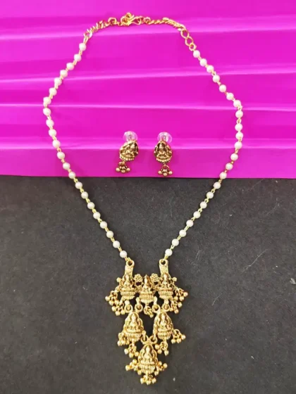 Pearl Lakshmi Set