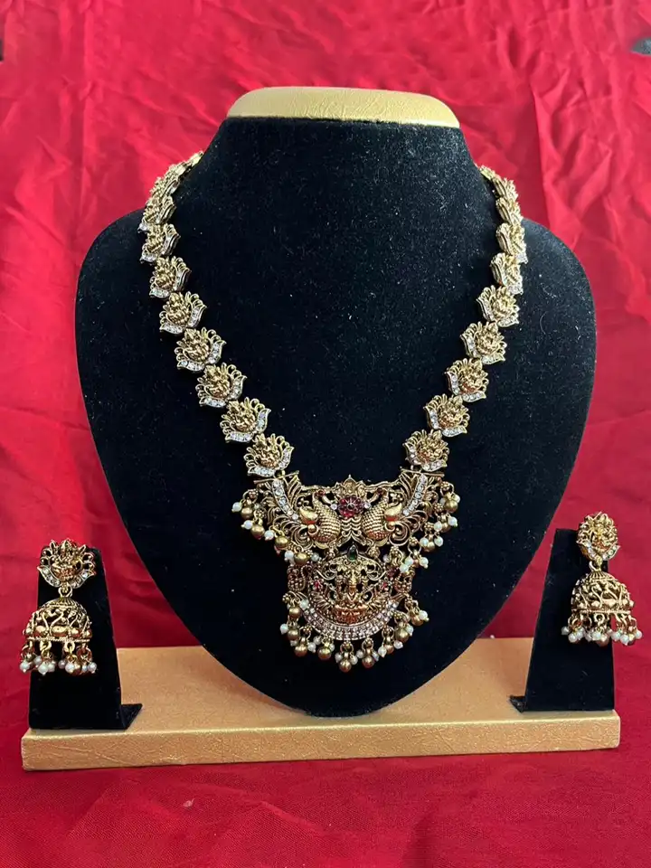 Lakshmi Peacock Haram