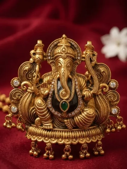 Gold Ganesha Pendant Necklace Set temple jewelry